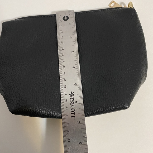 Antik Kraft‎ Black Cosmetic Bag with Gold Zipper - Picture 6 of 7